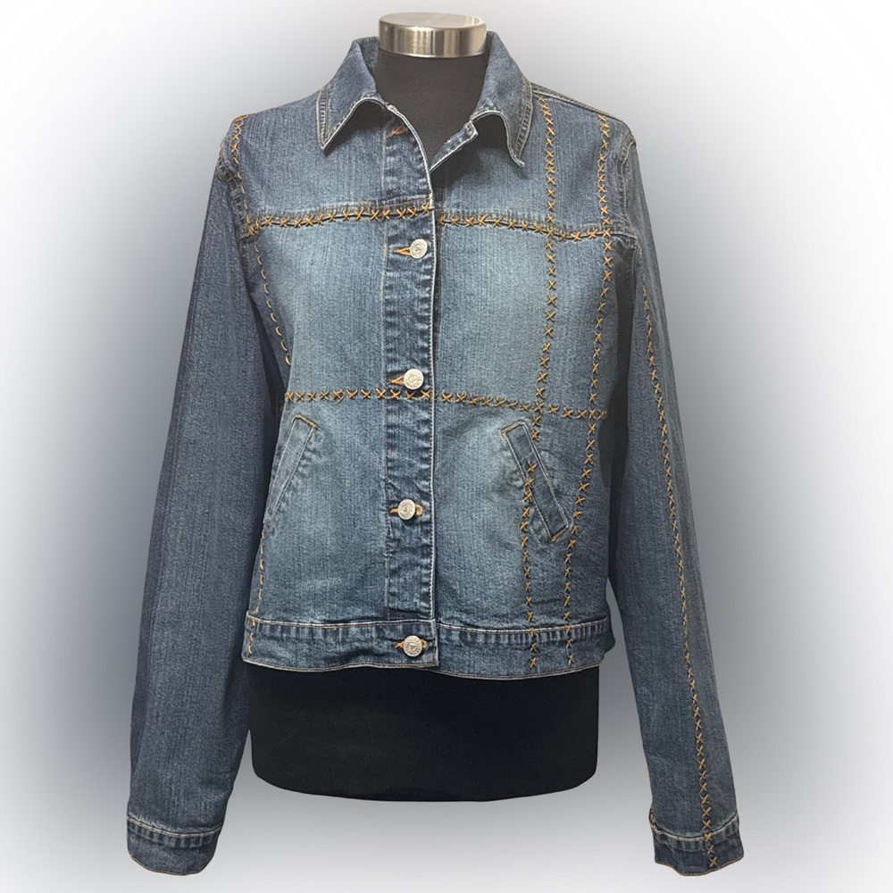 Azzure Denim Women’s XL Jean Jacket Blue with Contrast Stitching